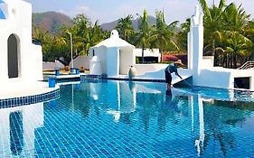 The Oia Pai Resort